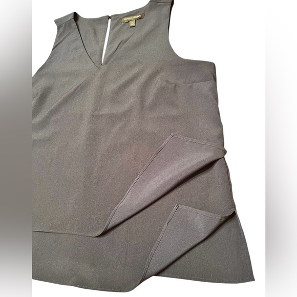 Banana Republic Blue Tiered V-Neck Sleeveless Blouse Size M - Picture 8 of 13